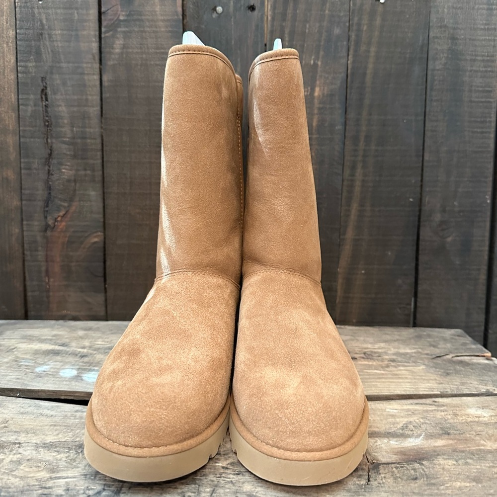 Ugg “Michelle” mid-calf boot in Chestnut Suede. Size 9